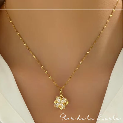 COLLAR TREBOL DE LA SUERTE GIRATORIO