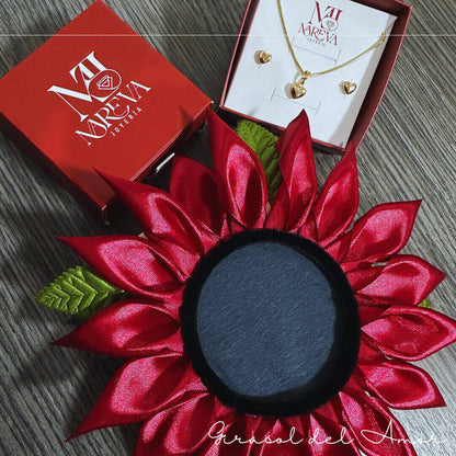 PACK GIRASOL DEL AMOR (COLLAR + ARETE) DOBLE BAÑO DE ORO 18K